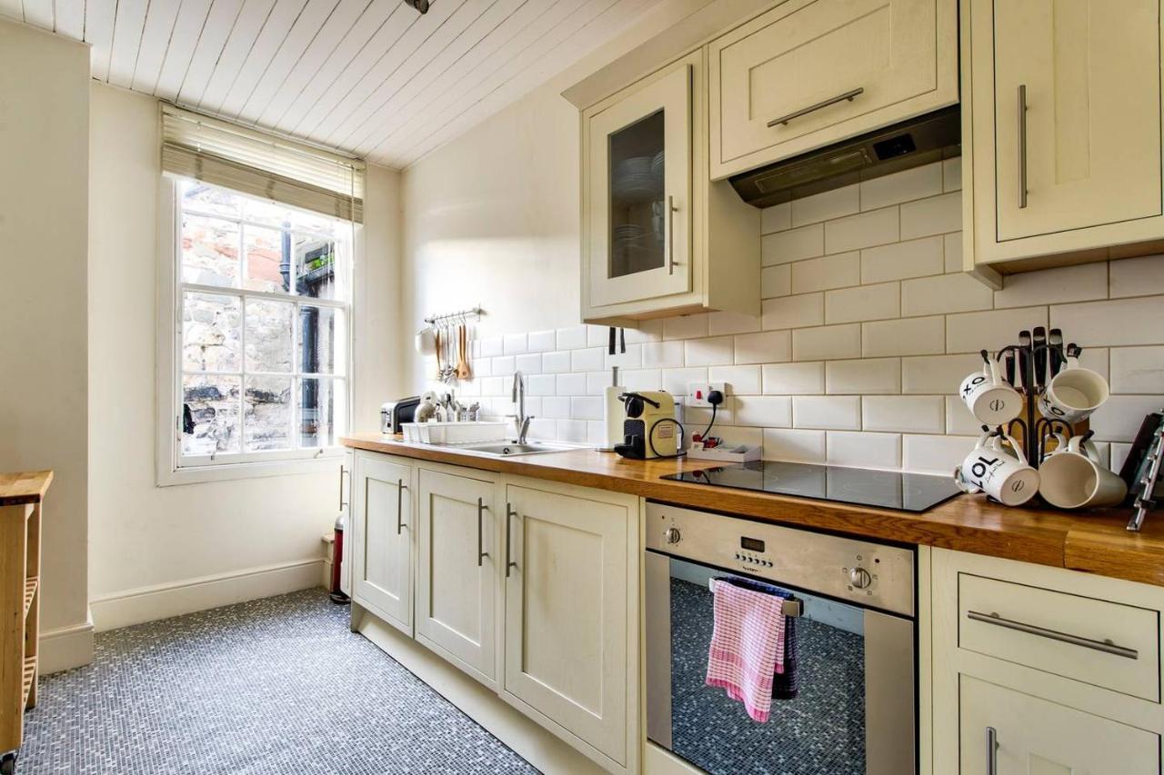 Joivy Bright 1 Bed Flat, Close To Princess Street Единбург Екстер'єр фото